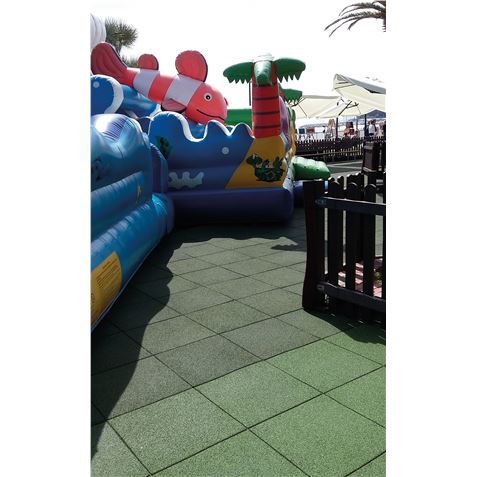 BALDOSA DE CAUCHO ANTITRAUMA 400X400X25MM COLOR VERDE ARTPLAST - Imagen 3